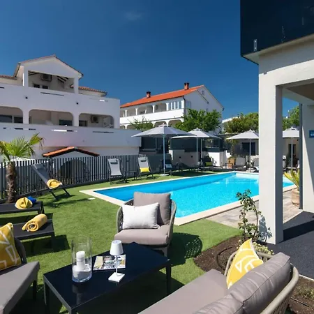 Guest house Luisole 4*
