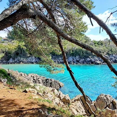 Luisole Pensionat Krk Town